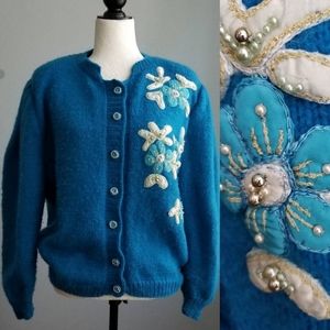 Vintage Embroidered Blue Knited Cardigan
